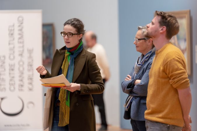 Paris, Paris! Ériger sa maison sur le dos d'éléphants en mouvement