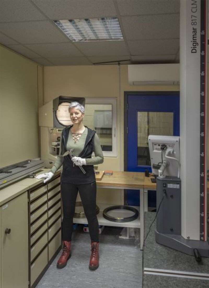 Mona Breede : Au travail